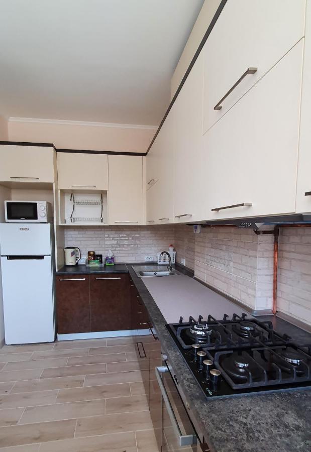 Апартаменти Квартира Chortkiv Exterior foto